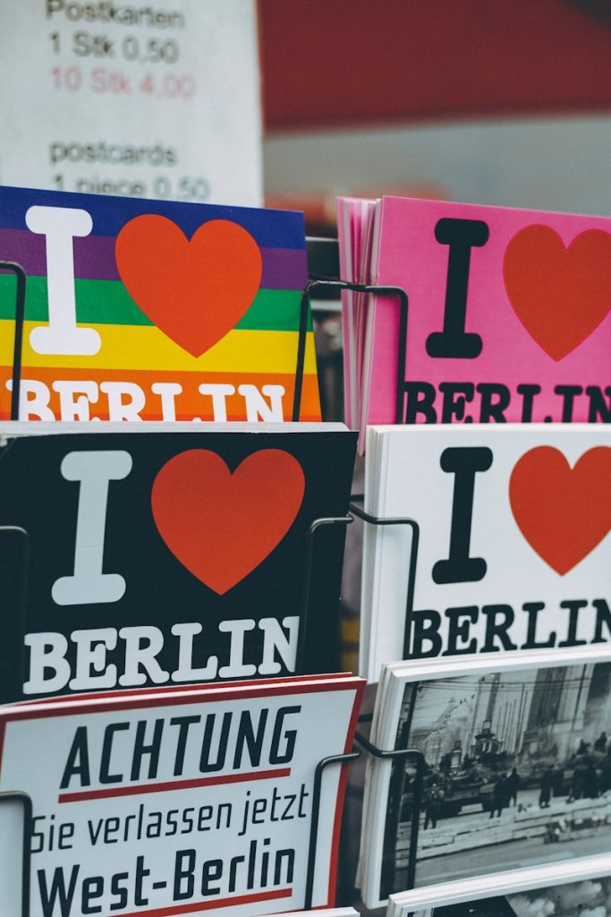 piling i Love Berlin books